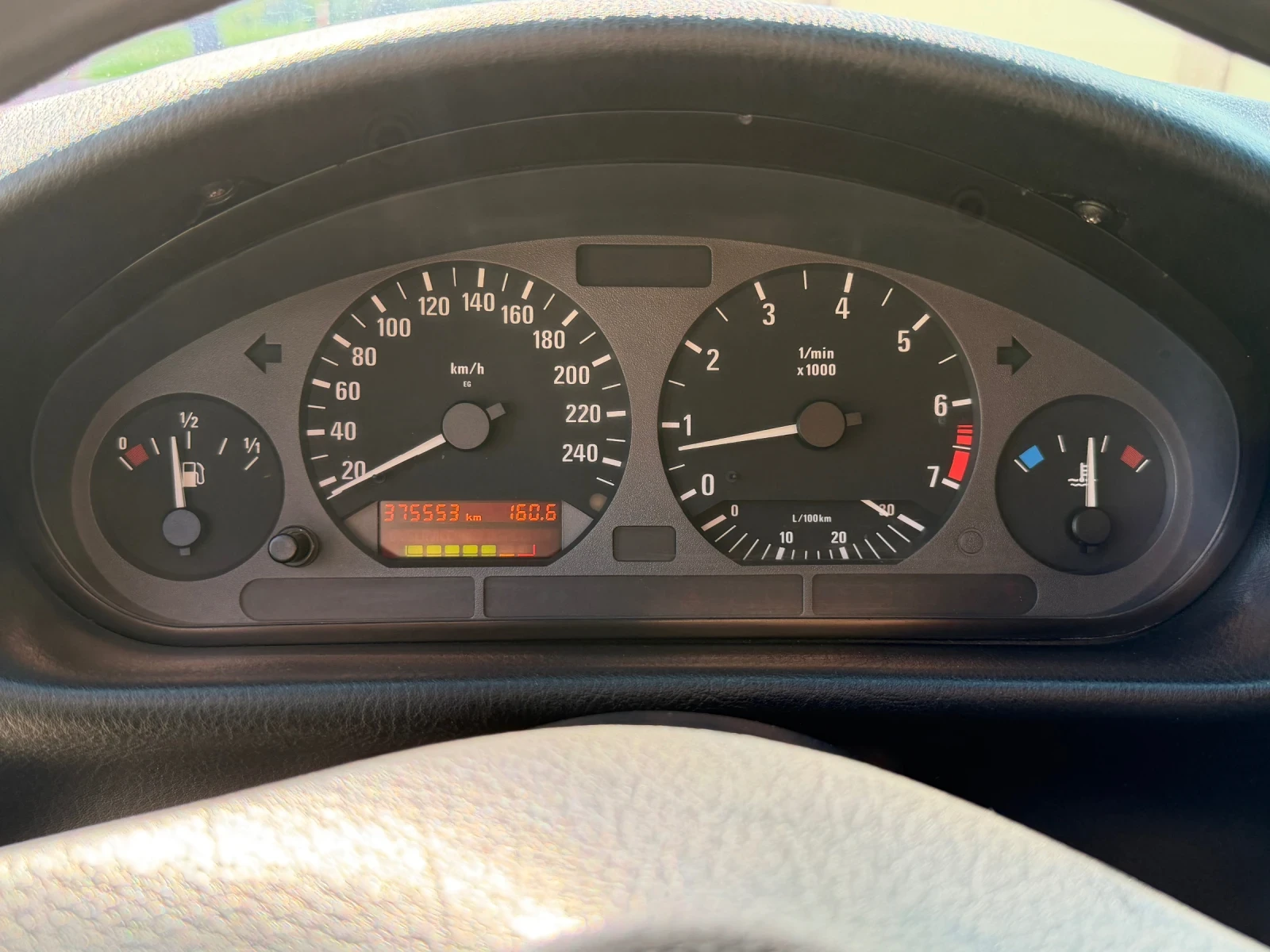BMW 318 1.8 is, снимка 14 - Автомобили и джипове - 55345056