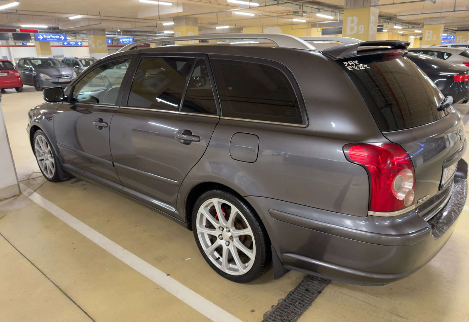 Toyota Avensis Комби, снимка 3 - Автомобили и джипове - 55246923