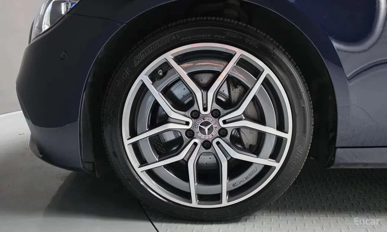 Mercedes-Benz E 220 * E220d 4MATIC AMG Line * 360 ������ * HUD *  | Mobile.bg � ����������� 5