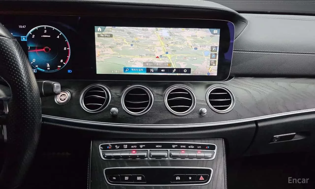 Mercedes-Benz E 220 * E220d 4MATIC AMG Line * 360 ������ * HUD *  | Mobile.bg � ����������� 13