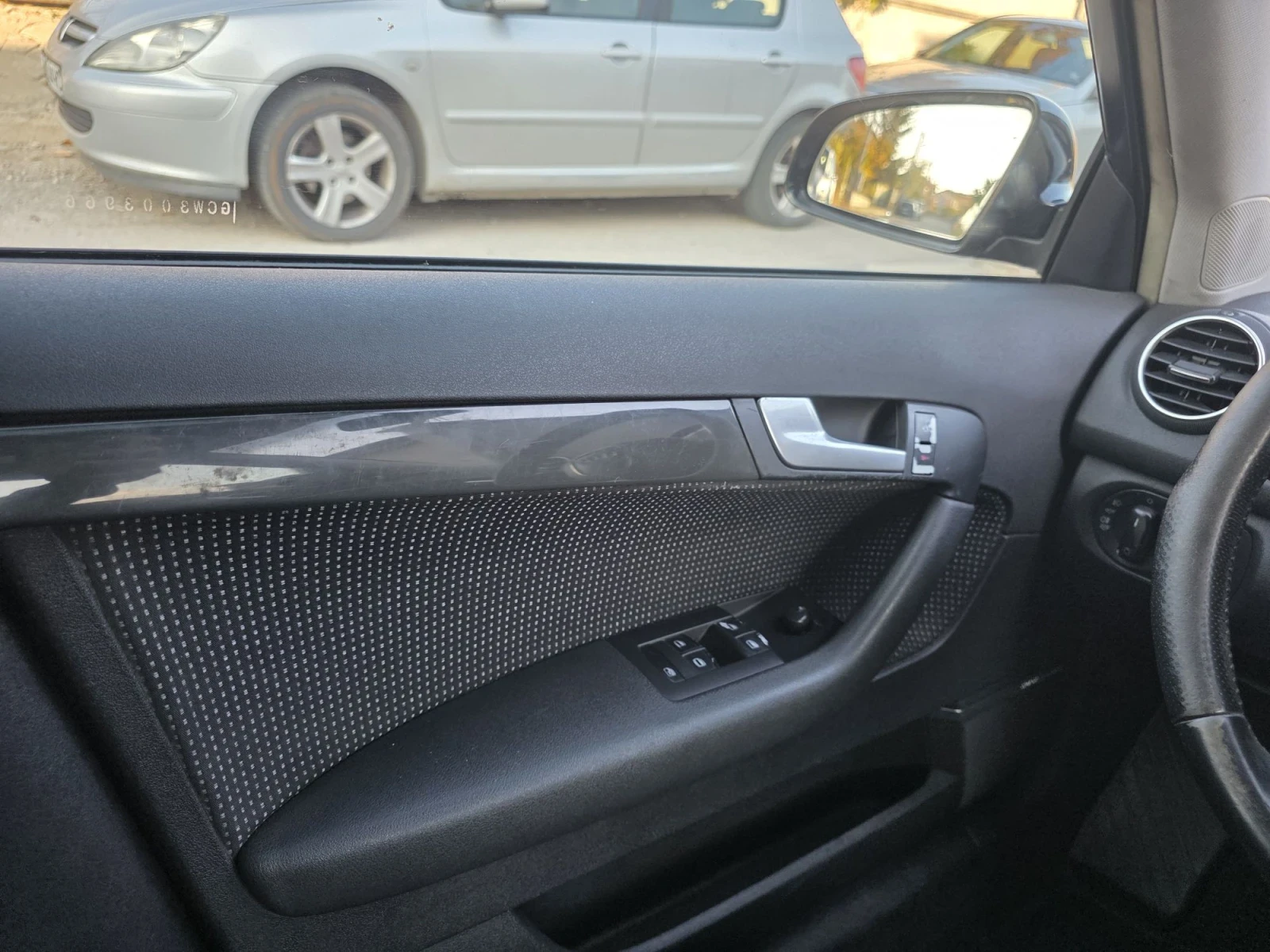 Audi A3 2.0 tdi 140 коня, снимка 16 - Автомобили и джипове - 56660177