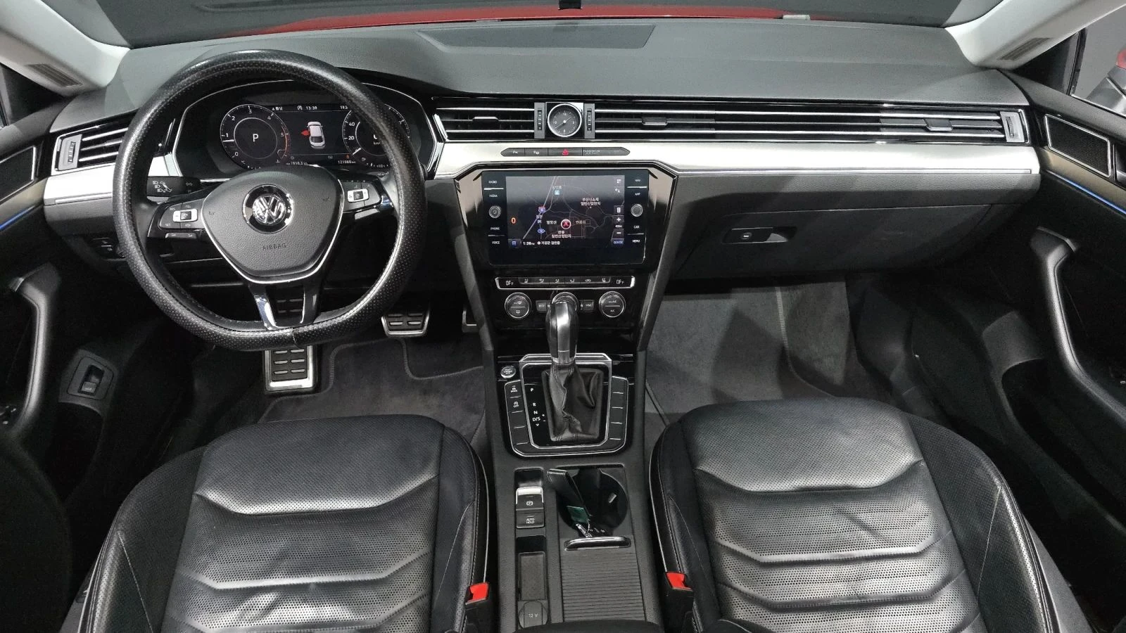 VW Arteon, снимка 7 - Автомобили и джипове - 56689306