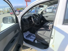 Toyota Hilux 2.5D 4X4 HARDTOP, снимка 9