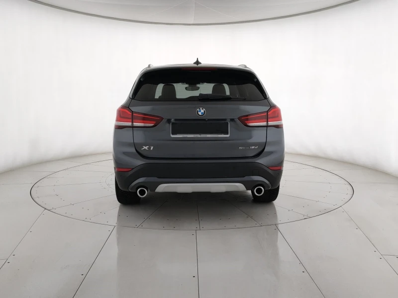 BMW X1  sdrive 18d xLine , снимка 4 - Автомобили и джипове - 47807298