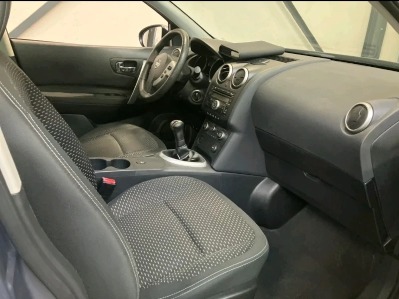 Nissan Qashqai 1.6i Панорама * Белгия* , снимка 13 - Автомобили и джипове - 47967276