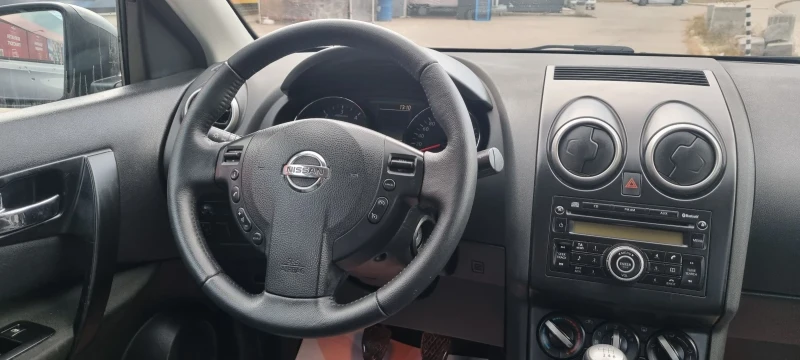 Nissan Qashqai Фейслифт Евро 5, снимка 11 - Автомобили и джипове - 48447428