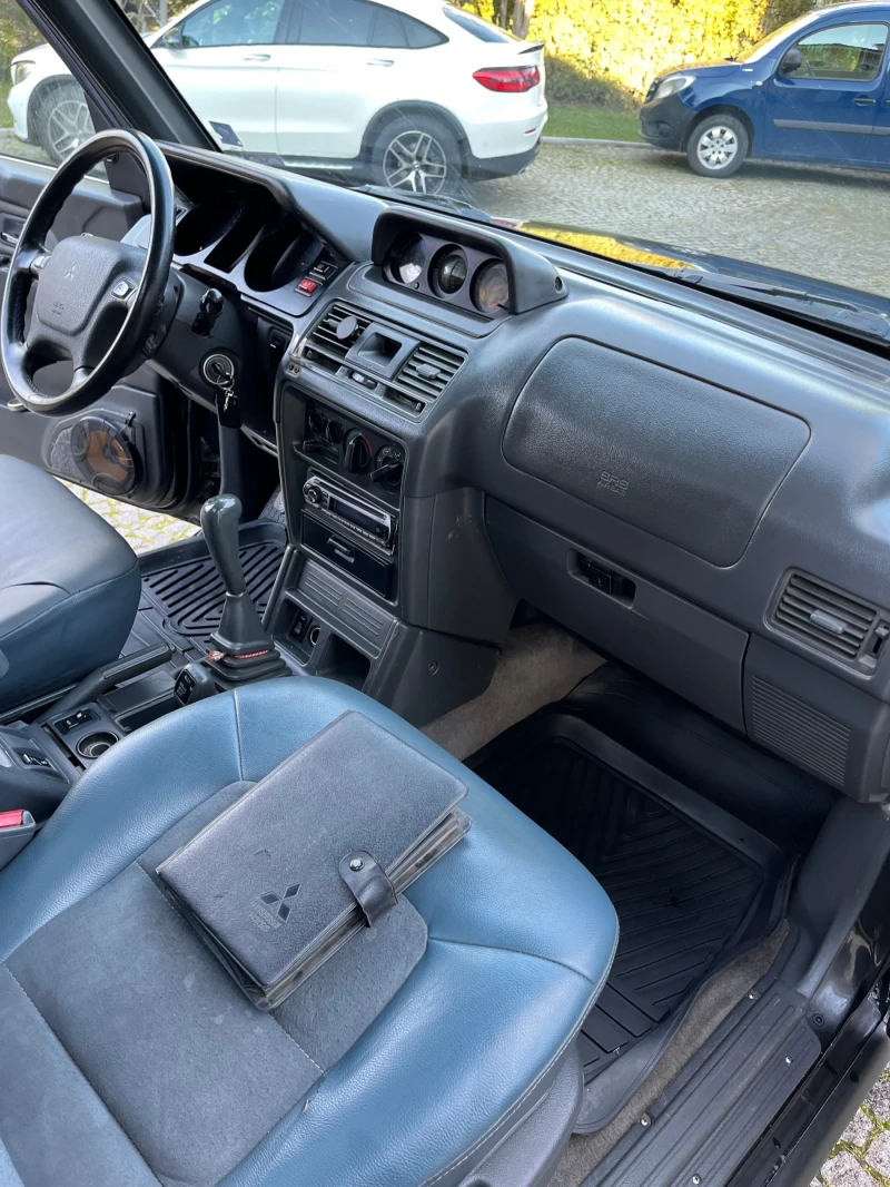 Mitsubishi Pajero 3.5 Суперселект, снимка 13 - Автомобили и джипове - 48588619