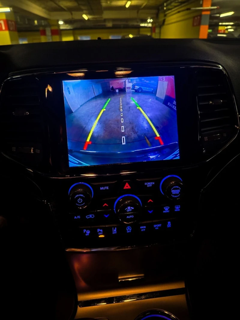 Jeep Grand cherokee, снимка 9 - Автомобили и джипове - 53116598