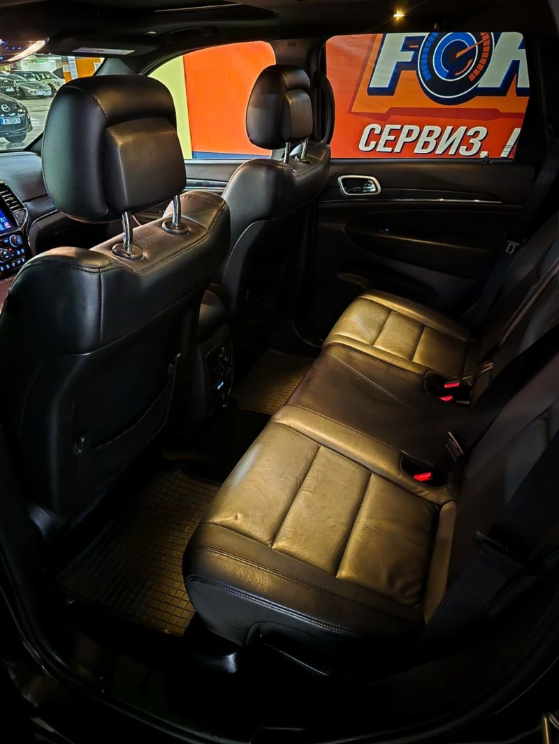 Jeep Grand cherokee, снимка 14 - Автомобили и джипове - 53116598