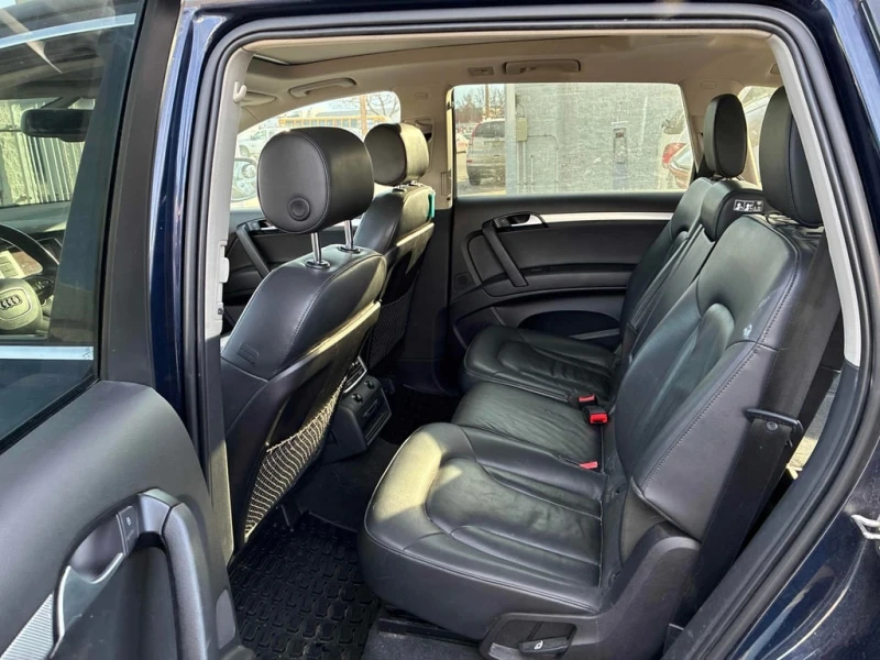 Audi Q7 * 3.0L * CARFAX * ЦЕНА ДО БГ, снимка 12 - Автомобили и джипове - 53303527