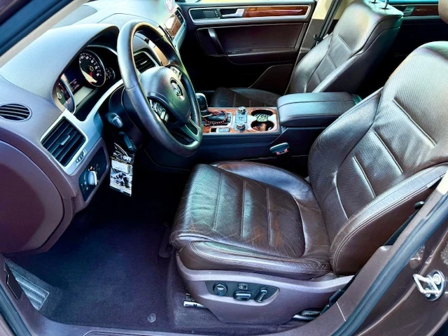 VW Touareg 3.0TDI-LED-OFFROAD ПАКЕТ-FULL - изображение 10