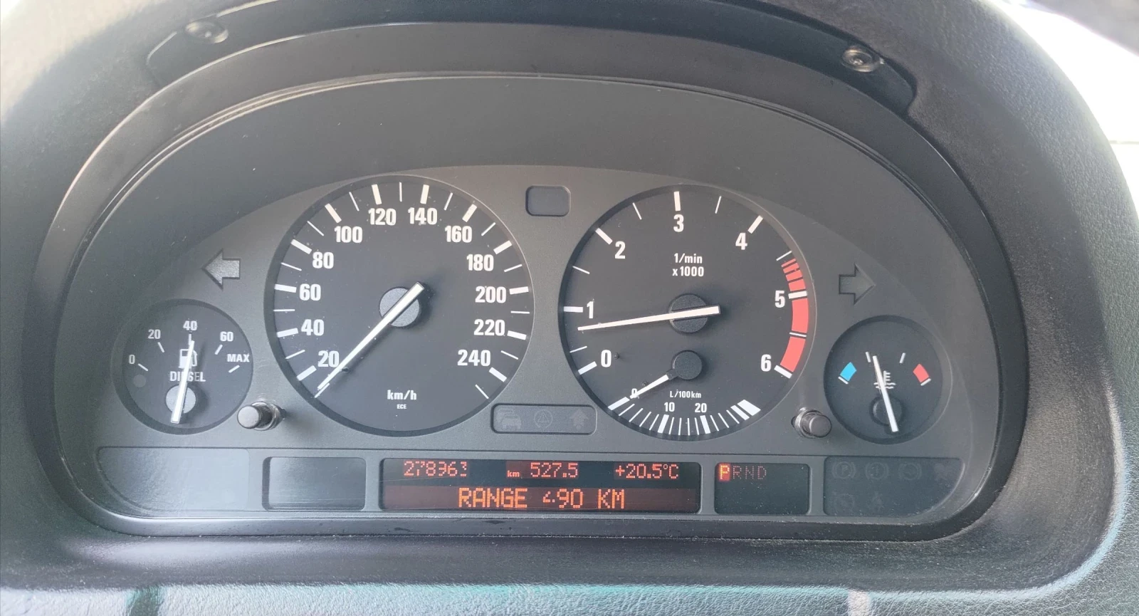 BMW X5 E53 3.0 184 - изображение 10