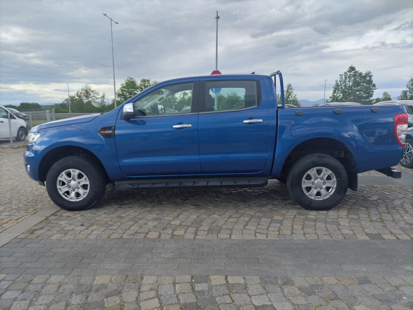 Ford Ranger КАПАРИРАН!!! 2.0TDCI/170к.с, снимка 4 - Автомобили и джипове - 50362206