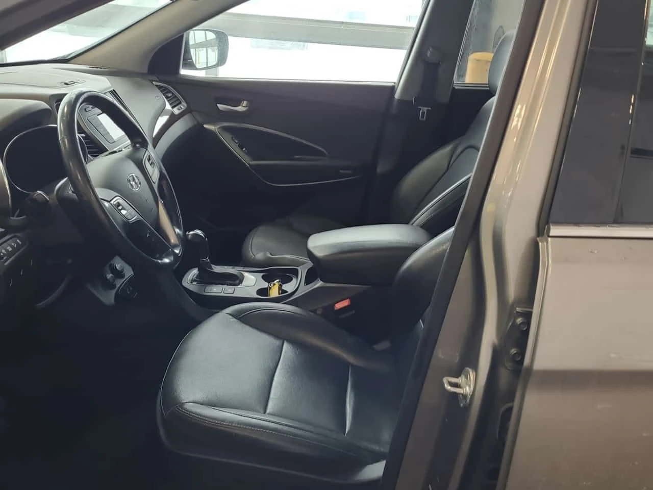 Hyundai Santa fe SE/CARFAX/ПАНОРАМА/ПОДГРЕВИ/ДВА КЛЮЧА - изображение 7