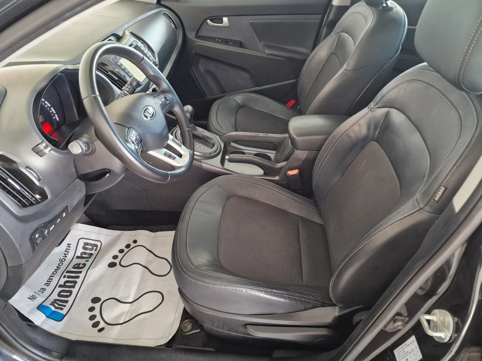 Kia Sportage 2.0 184kc 4x4 NAVI KAMERA PANORAMA AUTOMAT 140000k, снимка 10 - Автомобили и джипове - 53826475