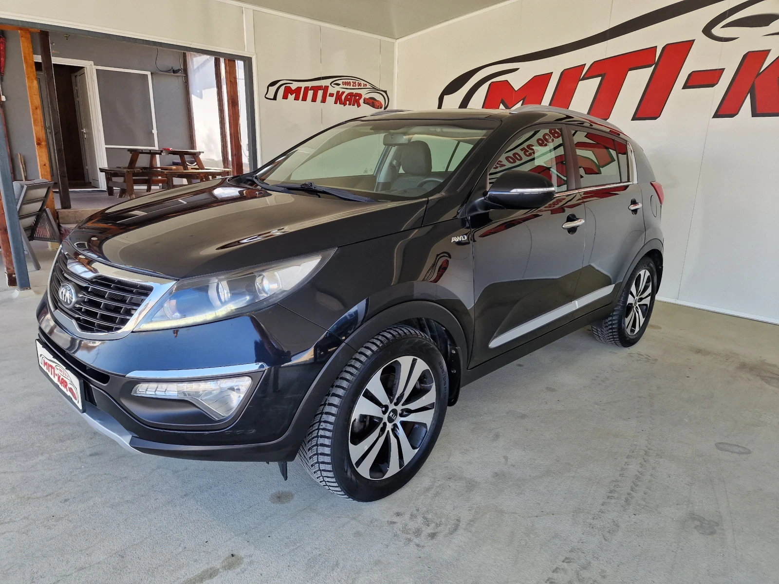 Kia Sportage 2.0 184kc 4x4 NAVI KAMERA PANORAMA AUTOMAT 140000k, снимка 3 - Автомобили и джипове - 53826475