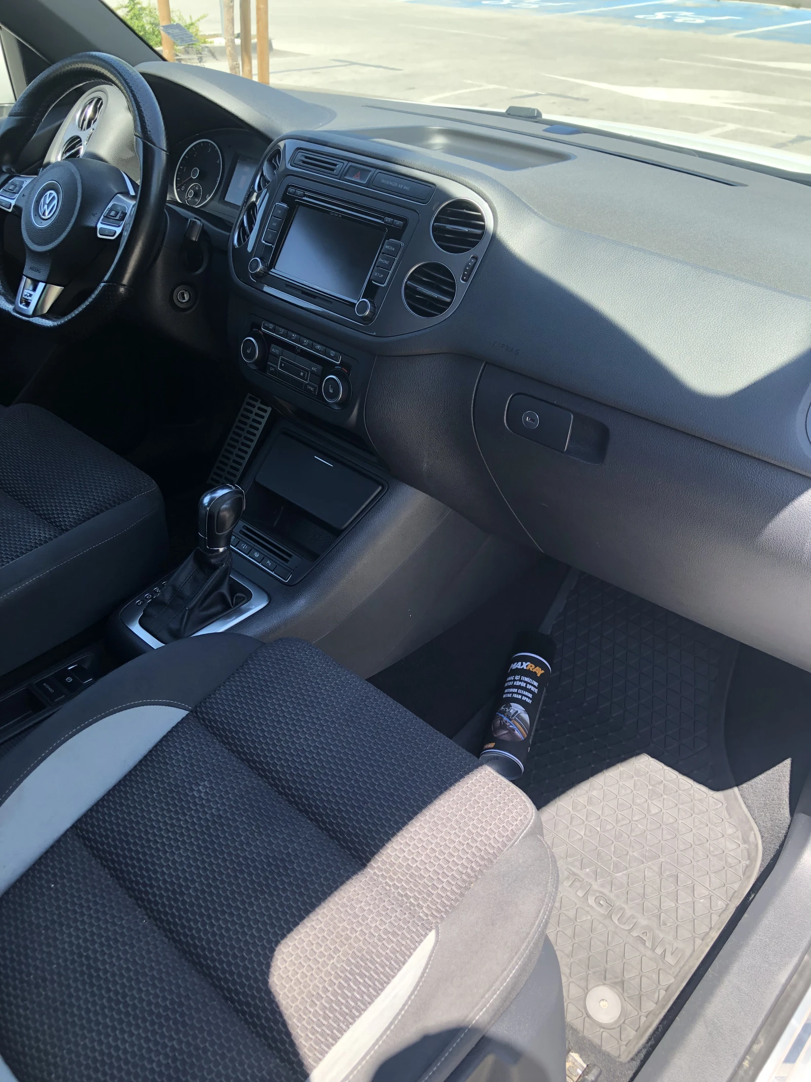 VW Tiguan, снимка 15 - Автомобили и джипове - 55275386