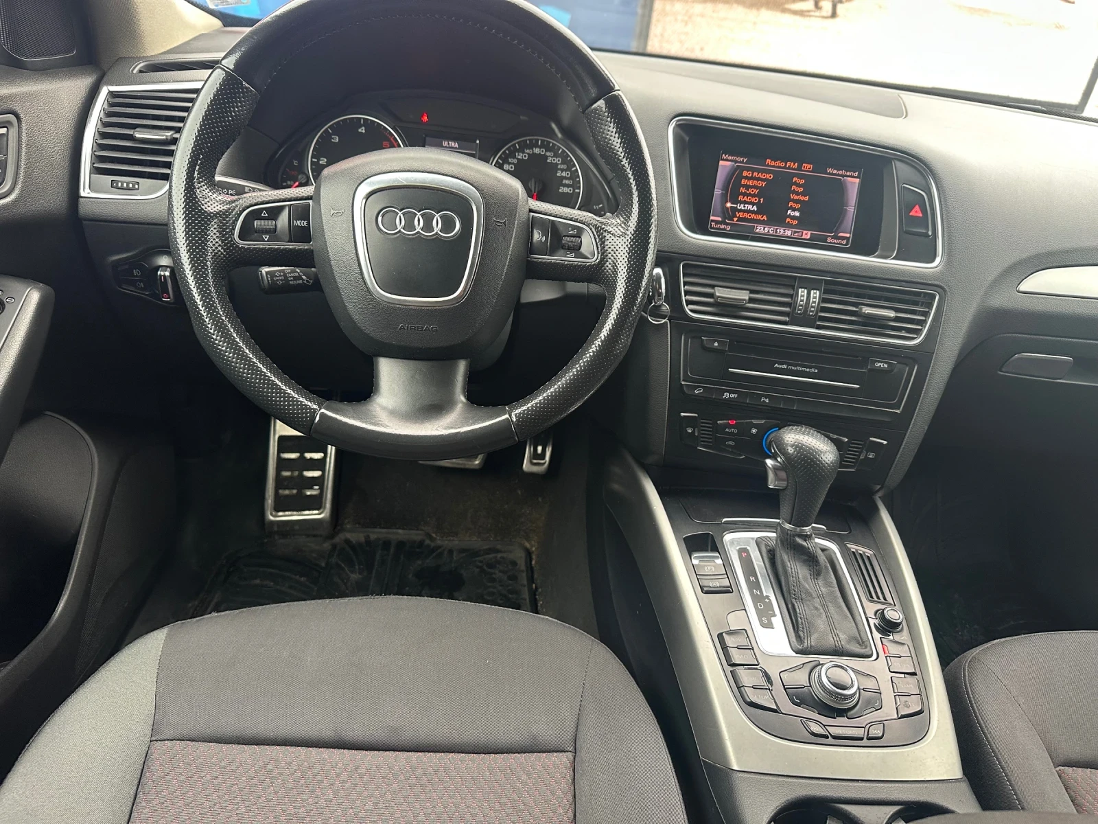Audi Q5 2.0 TDI, снимка 15 - Автомобили и джипове - 55483405