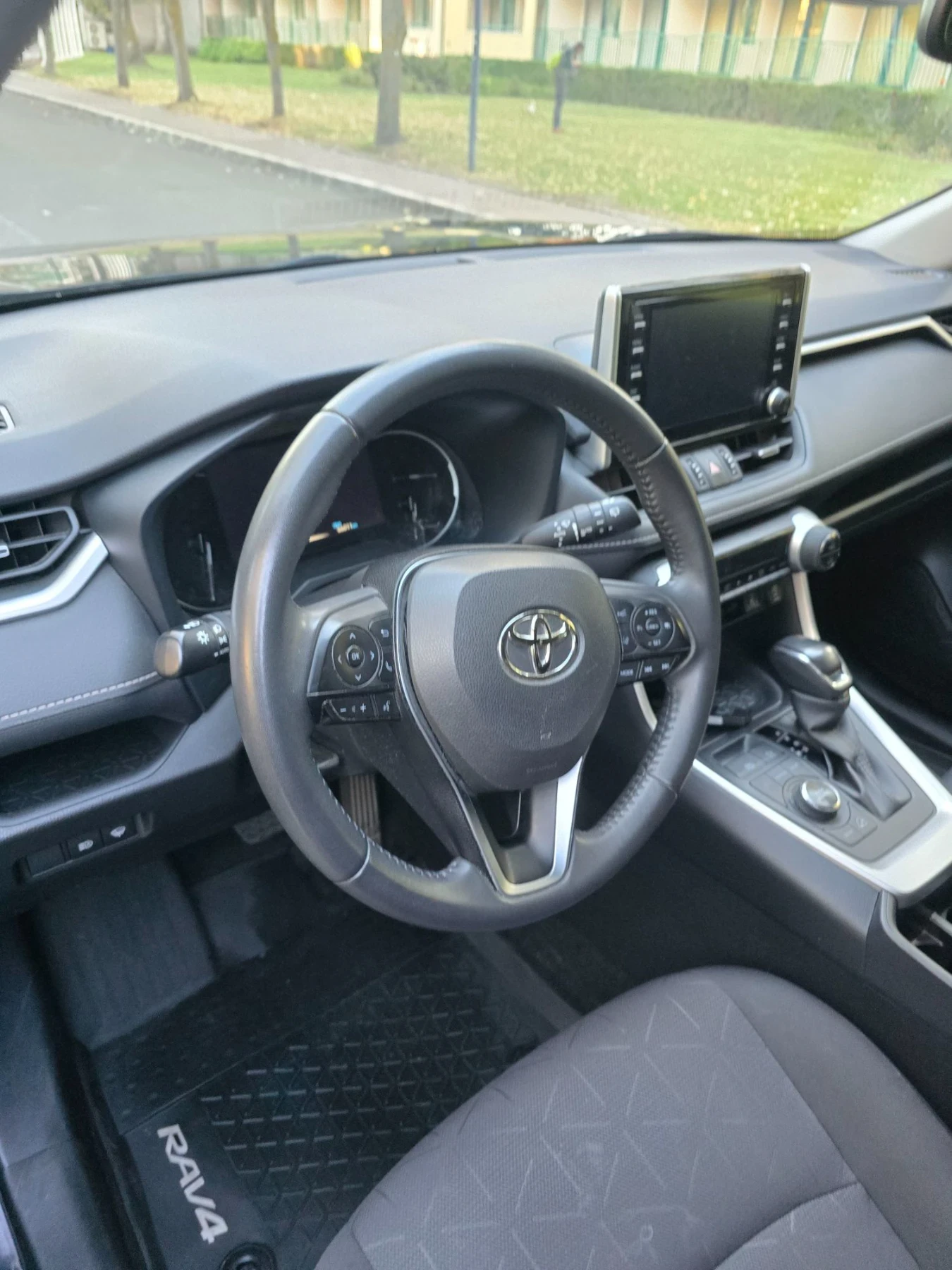 Toyota Rav4, снимка 3 - Автомобили и джипове - 56339927
