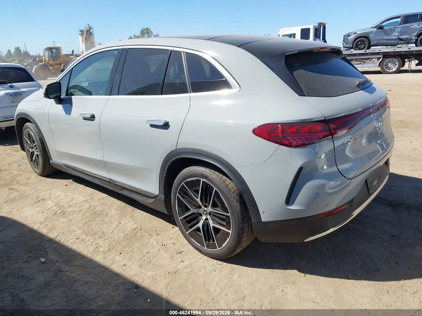 Mercedes-Benz EQE 350+ Suv, снимка 3 - Автомобили и джипове - 56630284