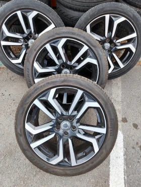        225/45R18  Volvo