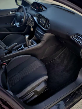 Peugeot 308, снимка 10