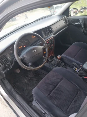 Opel Vectra Перфектна, снимка 7