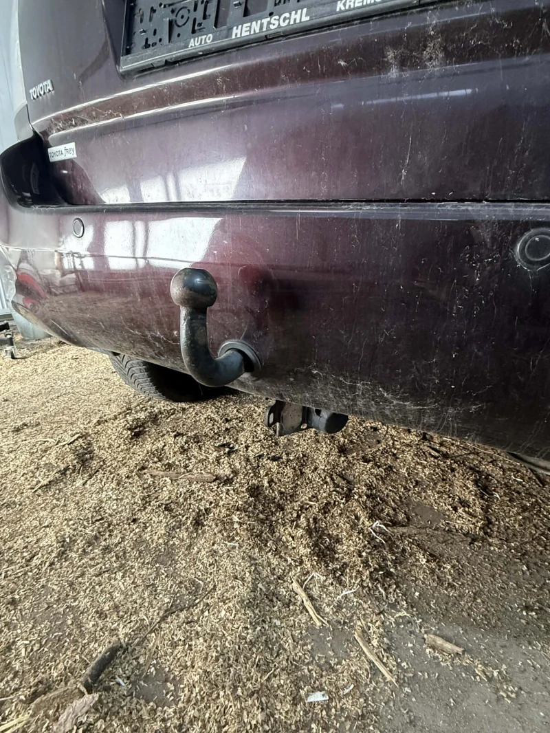 Toyota Corolla verso 1.6 VVTI 110кс 2008г НА ЧАСТИ, снимка 14 - Автомобили и джипове - 52982177