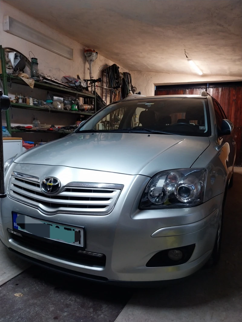 Toyota Avensis Т25, снимка 1 - Автомобили и джипове - 46900165