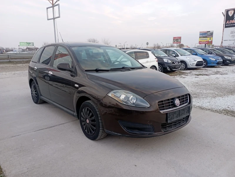 Fiat Croma 1.8 бензин , снимка 1 - Автомобили и джипове - 45622496