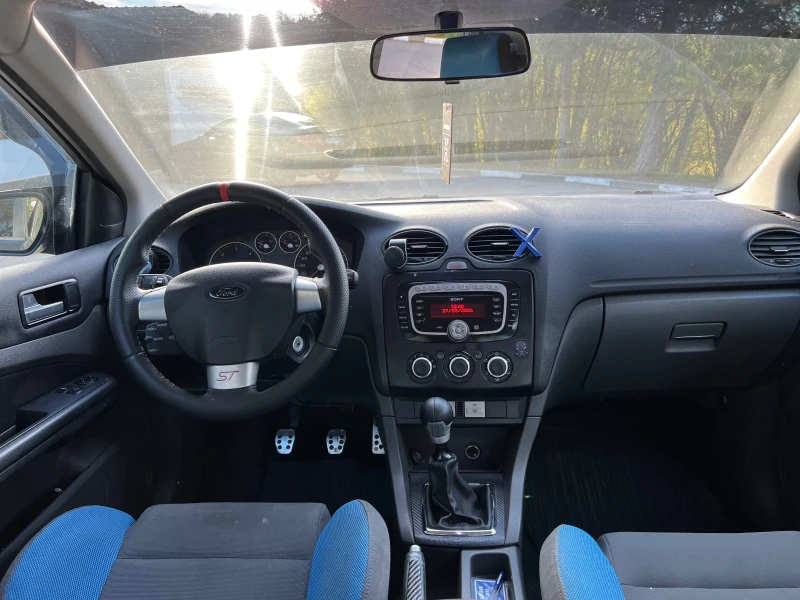 Ford Focus 1.6 TDCI, снимка 10 - Автомобили и джипове - 47737901