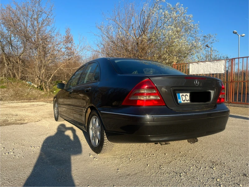 Mercedes-Benz C 200, снимка 4 - Автомобили и джипове - 48719794