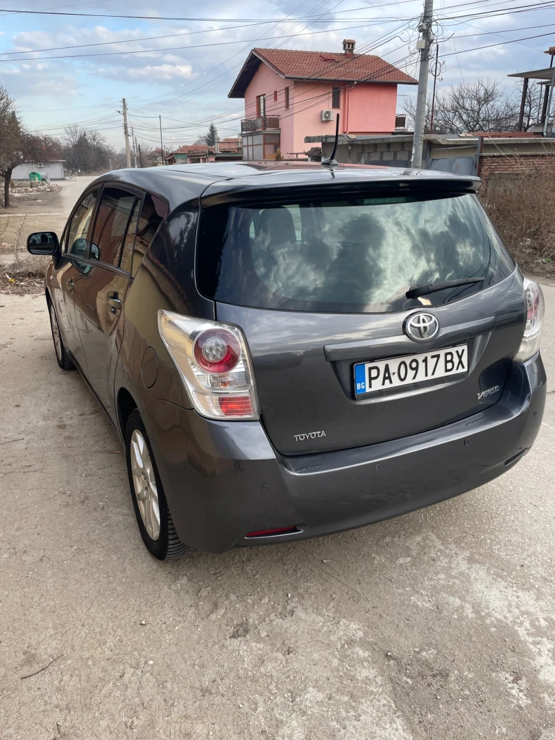 Toyota Verso, снимка 2 - Автомобили и джипове - 48882905