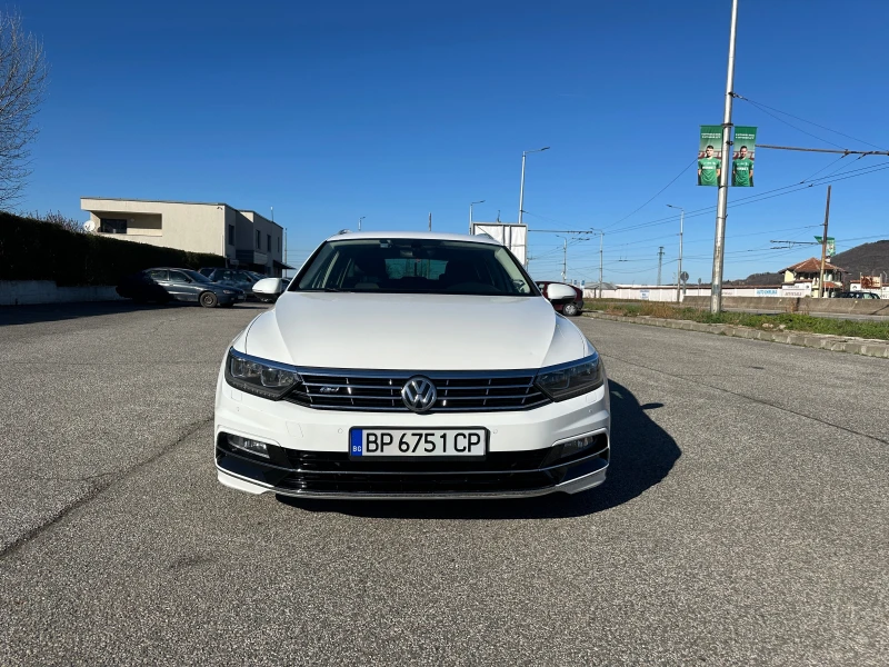 VW Passat 2.0 TDI R line, снимка 3 - Автомобили и джипове - 49589975