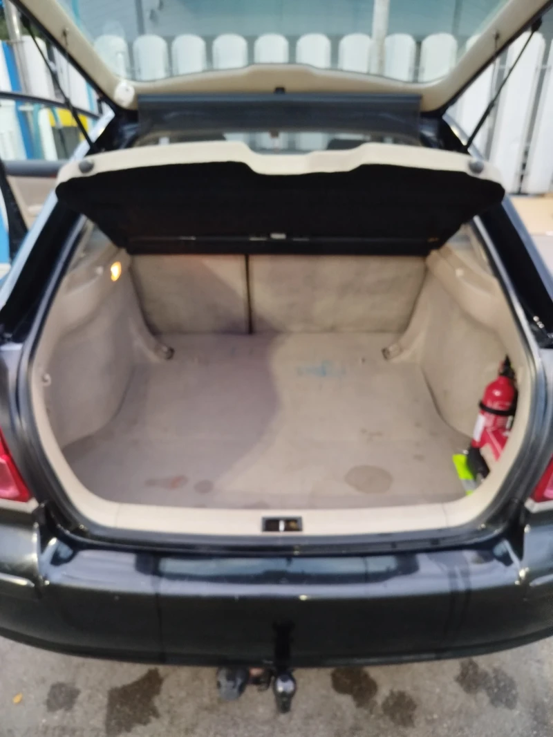 Toyota Avensis, снимка 6 - Автомобили и джипове - 52642109