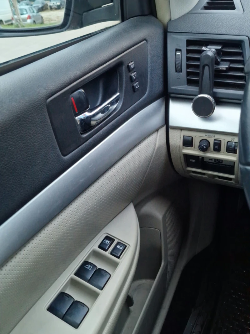Subaru Outback Legacy, снимка 12 - Автомобили и джипове - 52357615