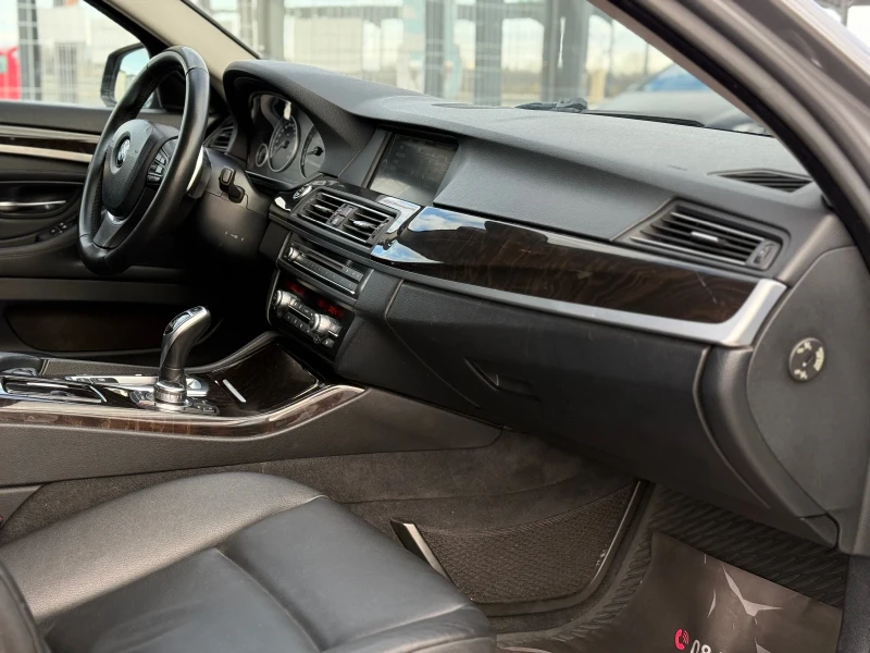 BMW 530 i* 2013г* 272к.с* 8скорости* Топ състояние* 200.00, снимка 11 - Автомобили и джипове - 52595238