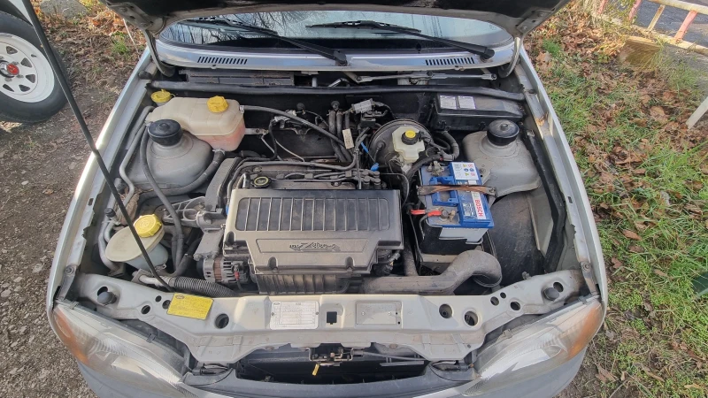 Ford Fiesta, снимка 11 - Автомобили и джипове - 53011837