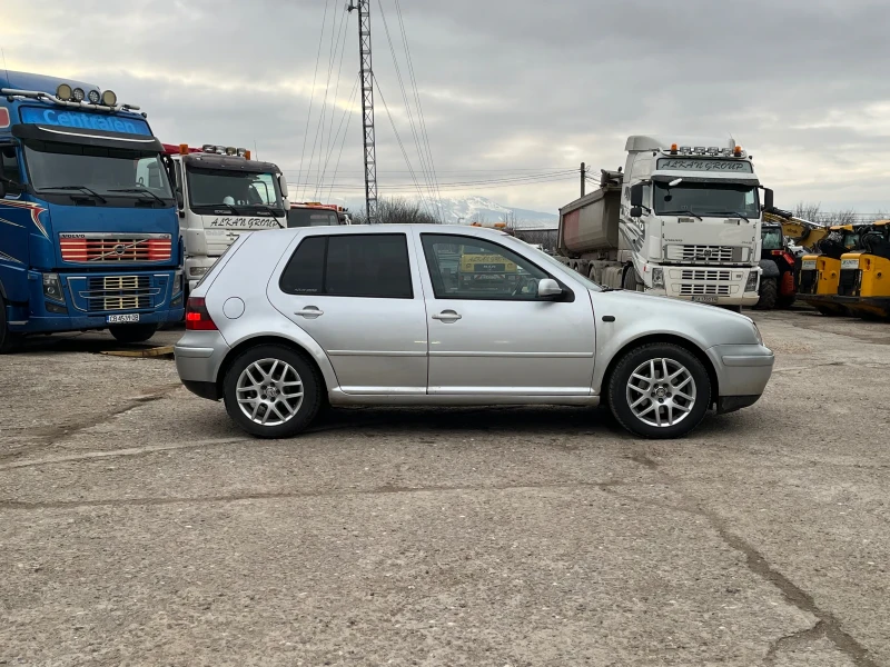 VW Golf, снимка 4 - Автомобили и джипове - 53434922