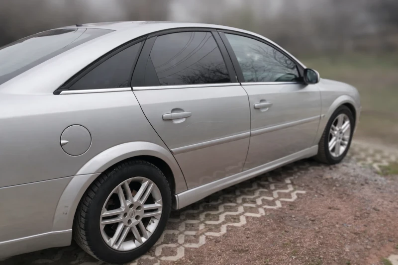Opel Vectra 2.2 GTS 147 к.с., газ, снимка 2 - Автомобили и джипове - 53477718