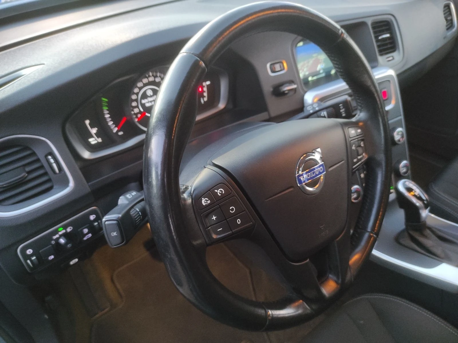 Volvo V60   ; -FULL!!! | Mobile.bg   13