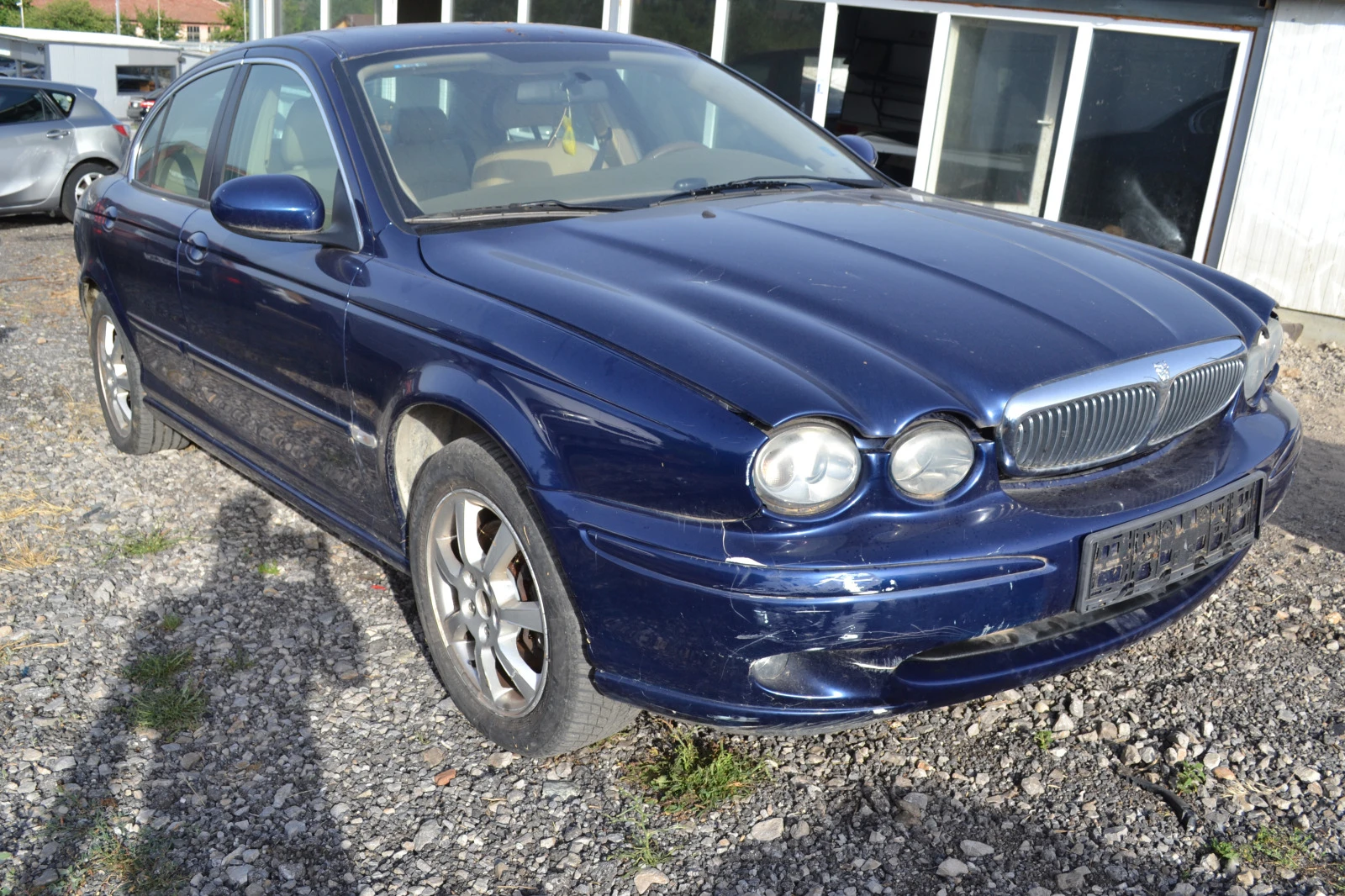 Jaguar X-type 2.0D - изображение 2