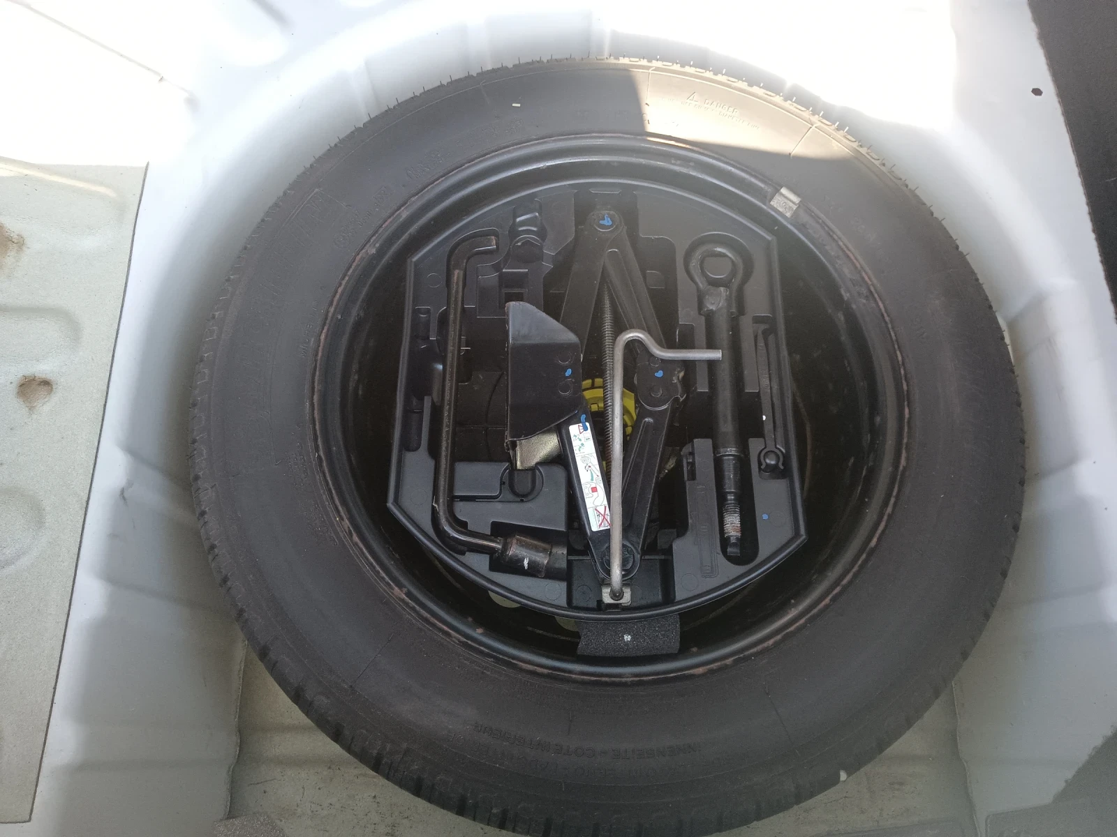 Citroen C4 1.4БЕНЗИН-ЕВРО4-КЛИМА-СЕРВИЗНА КНИЖКА - | Mobile.bg — изображение 13