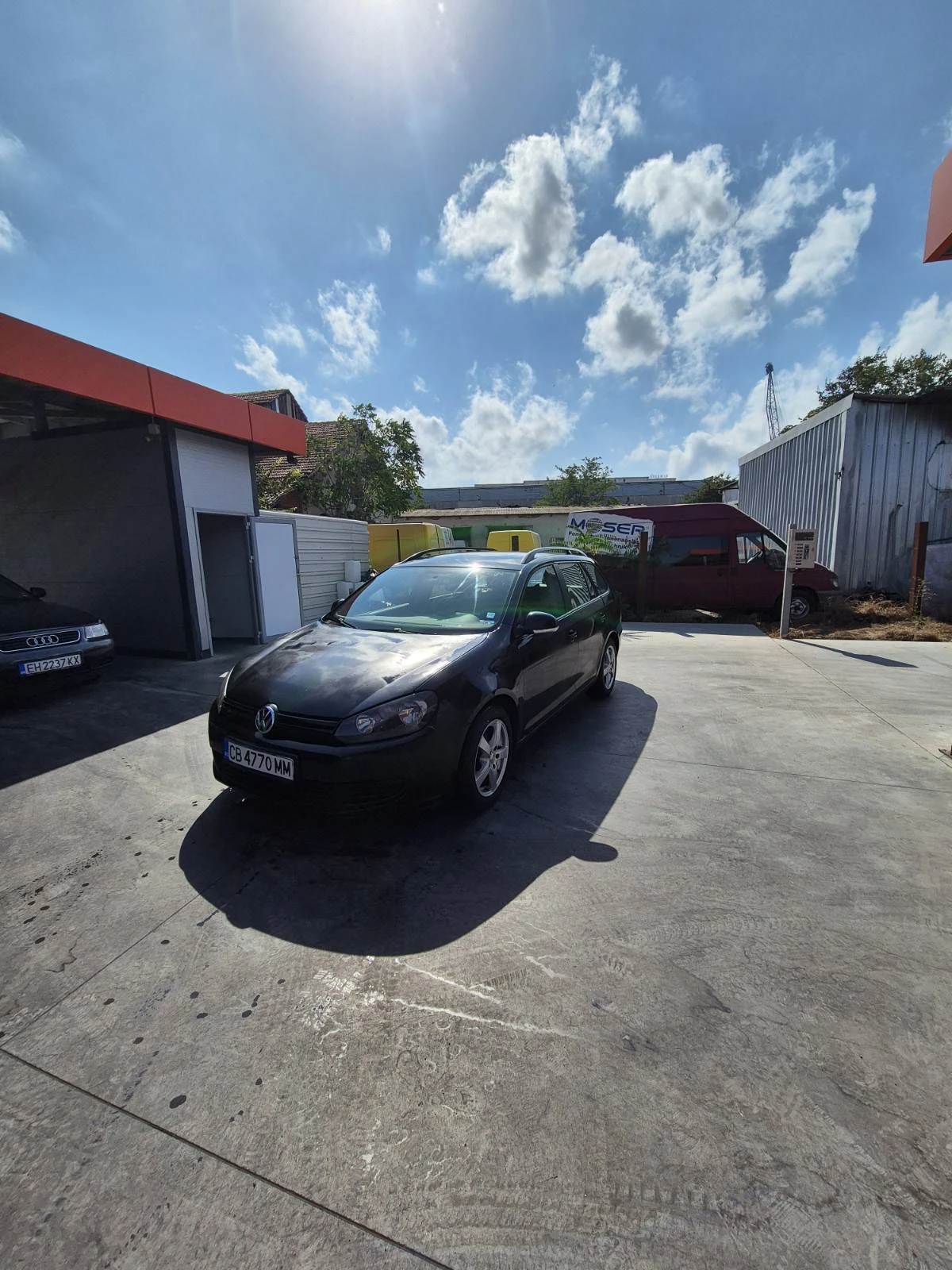 VW Golf Variant 1.6 DIESEL - изображение 8