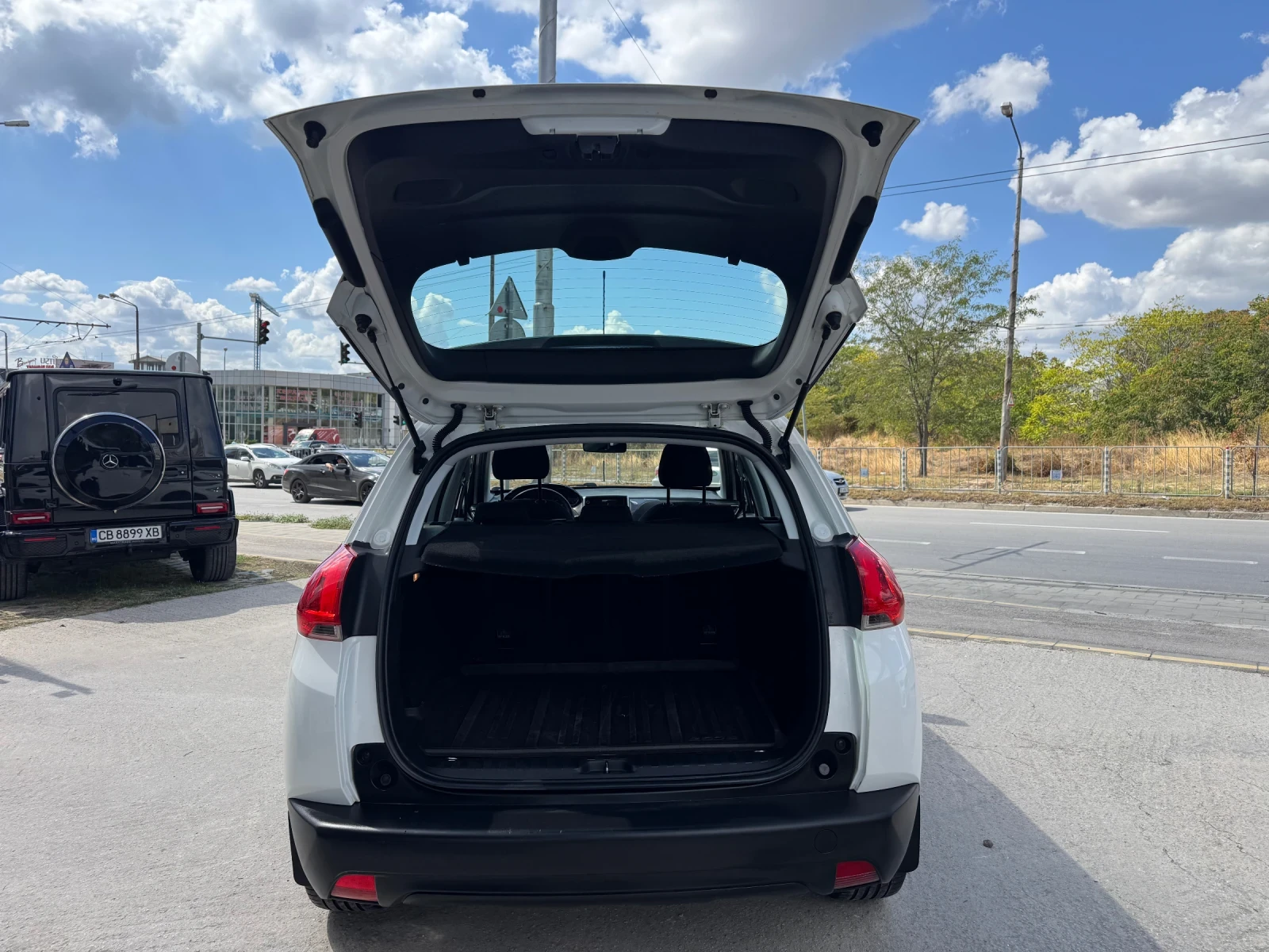 Peugeot 2008 1.4HDI* ALLURE* WHITE-PEARL - изображение 7