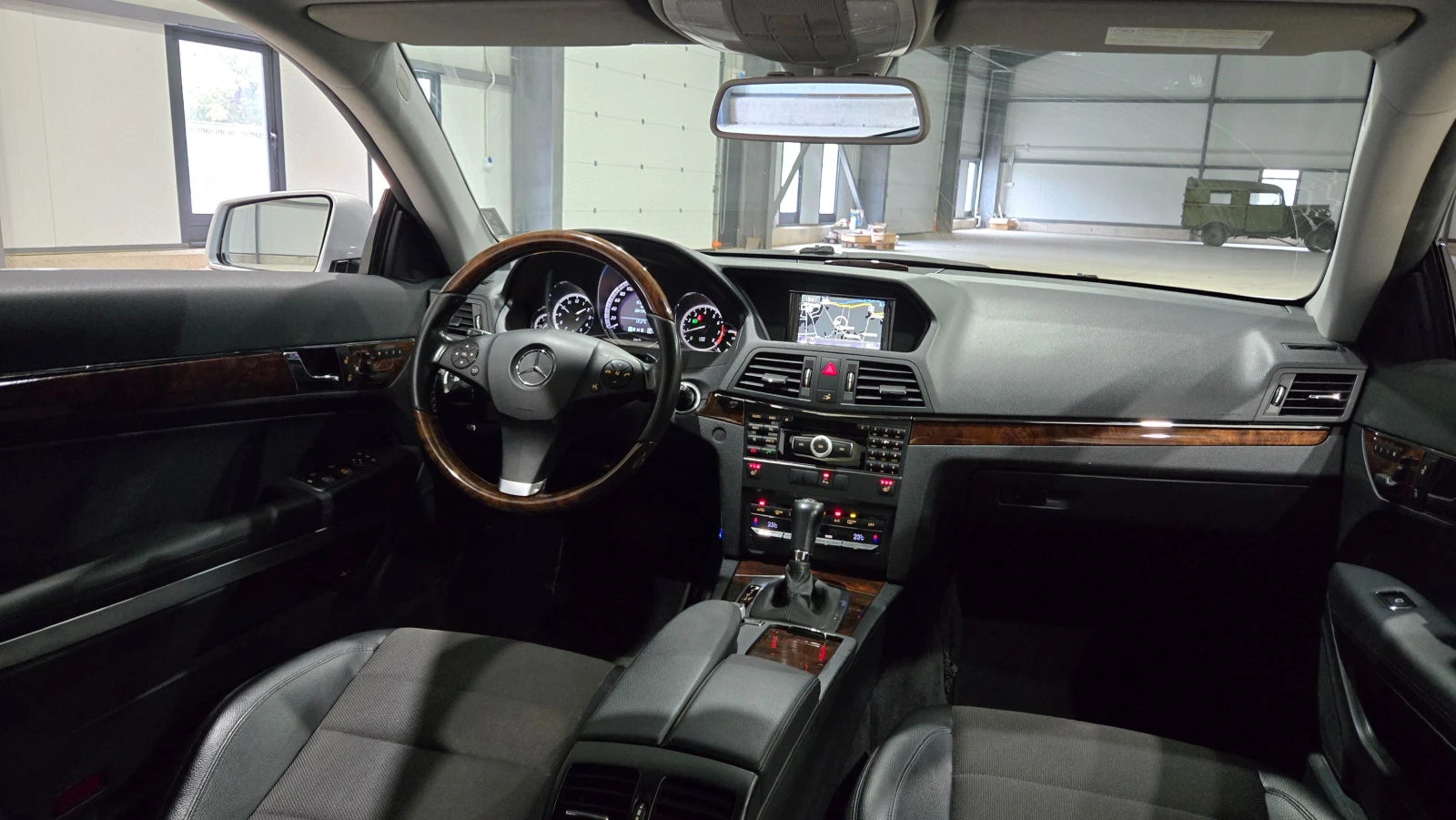Mercedes-Benz E 250 COUPE NAVI FULL LPG - изображение 10