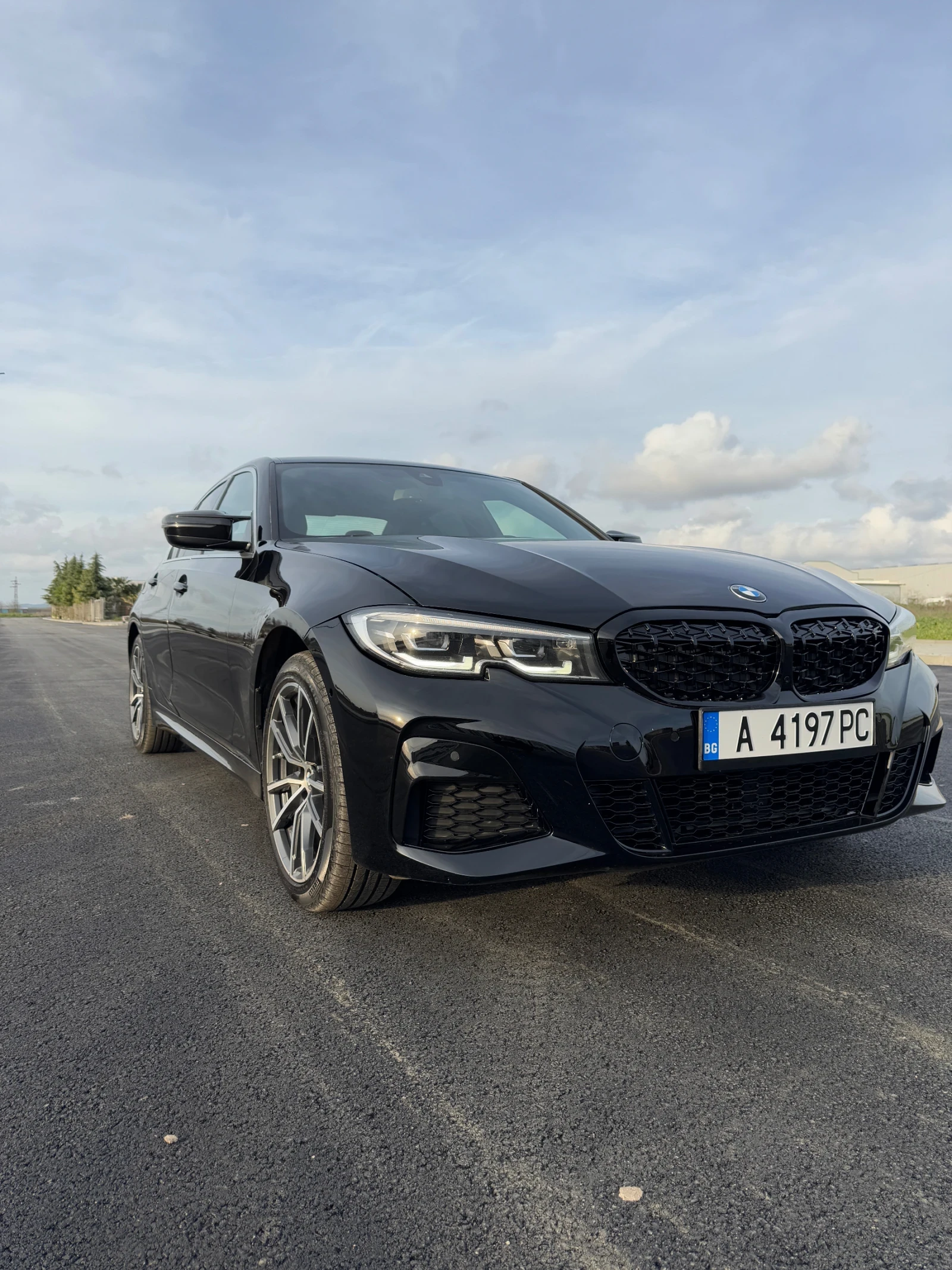 BMW 330 M-pack/xDrive/Virtual Cockpit - изображение 3