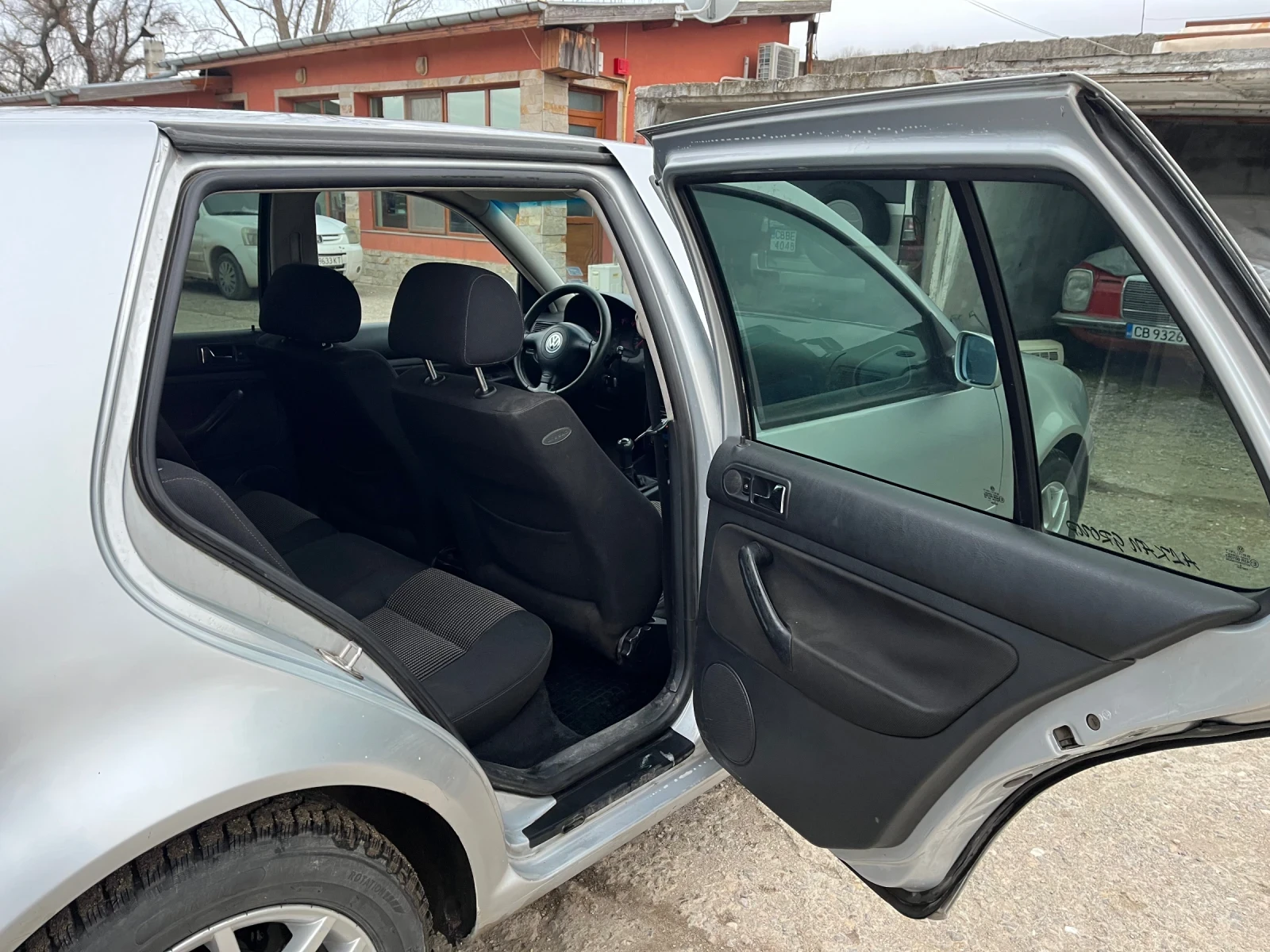 VW Golf  - изображение 9