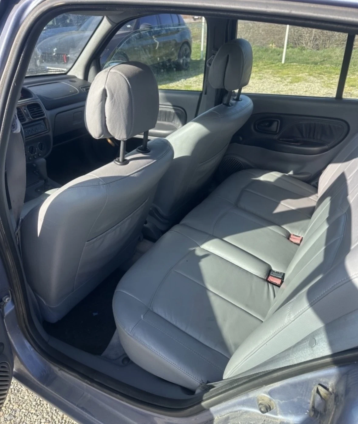 Renault Clio 1.6i* Автомат* ТОП* , снимка 8 - Автомобили и джипове - 53938265