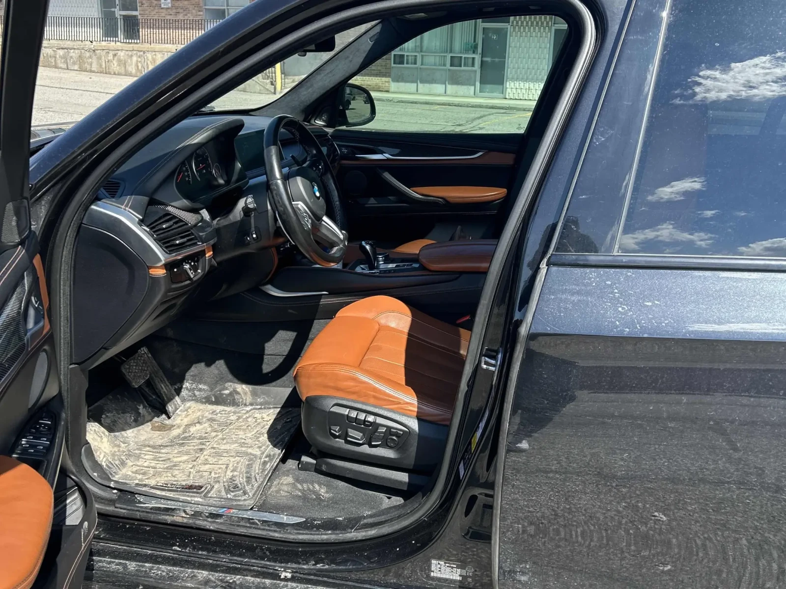 BMW X5M HARMON* KARDON* CARBON* , снимка 12 - Автомобили и джипове - 54091228